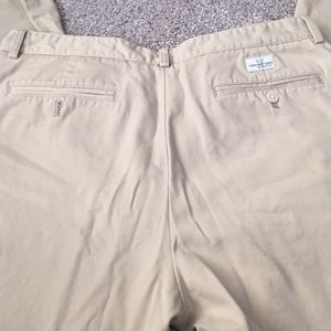 Men’s Khaki pants